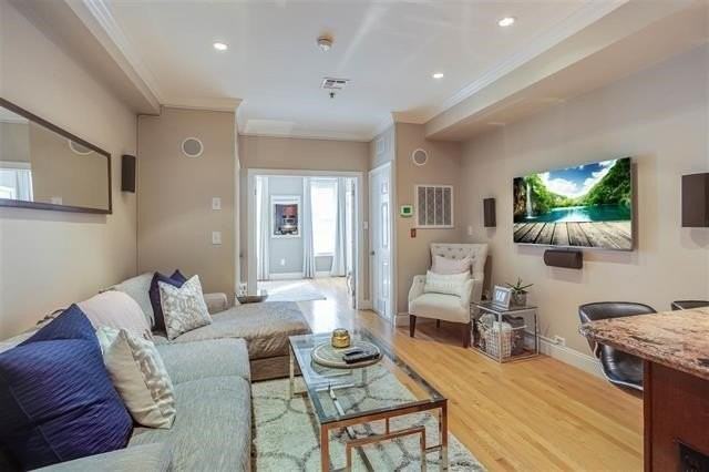 805 Willow Ave #3R - Photo 7 of 14