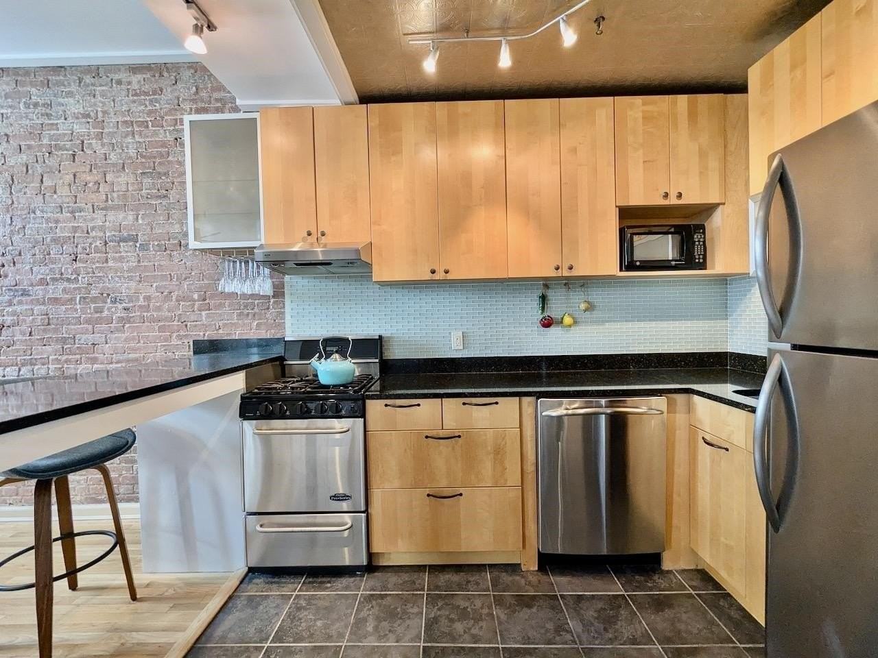 319 Barrow St #6B - Photo 2 of 18