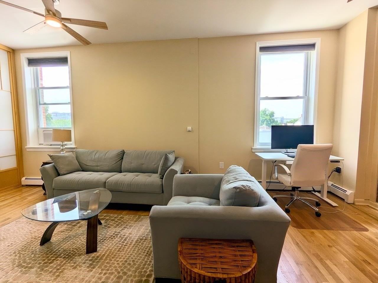 319 Barrow St #6B - Photo 5 of 18