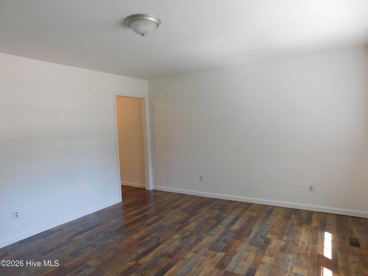 4004 Brandywine Dr #4004 - Photo 4 of 21