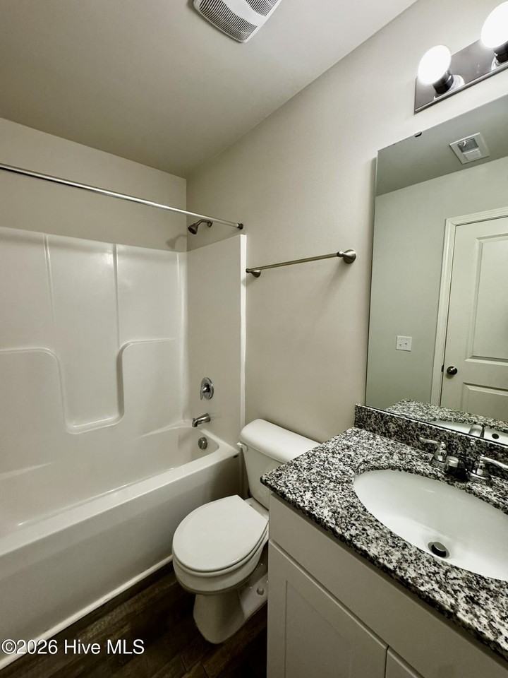 2161 Bayside Dr Sw - Photo 5 of 20