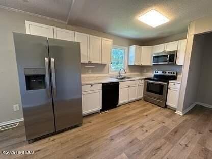 910 Winchester Rd - Photo 4 of 14
