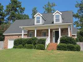 featured image of 246 Farmington Dr W