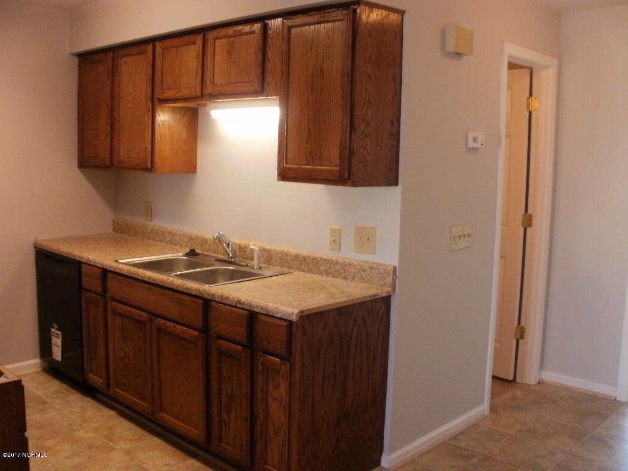 1801 Canal Dr #B8 - Photo 2 of 7