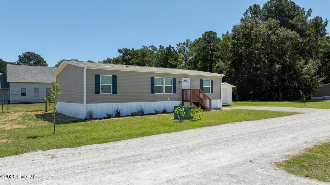 1118 Old Tar Landing Rd #D - Photo 2 of 24
