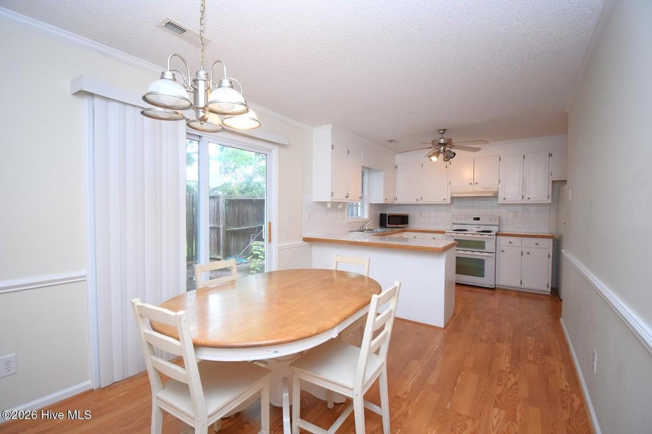 2325 Vineyard Dr #C3 - Photo 7 of 15
