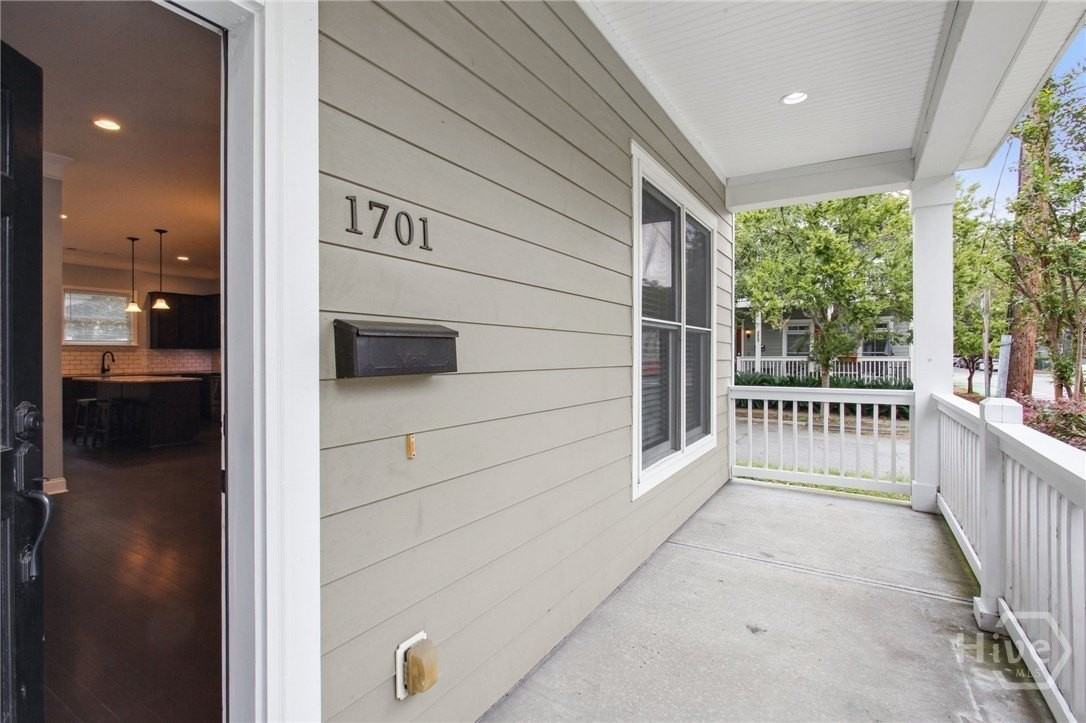 1701 Lincoln St - Photo 2 of 25