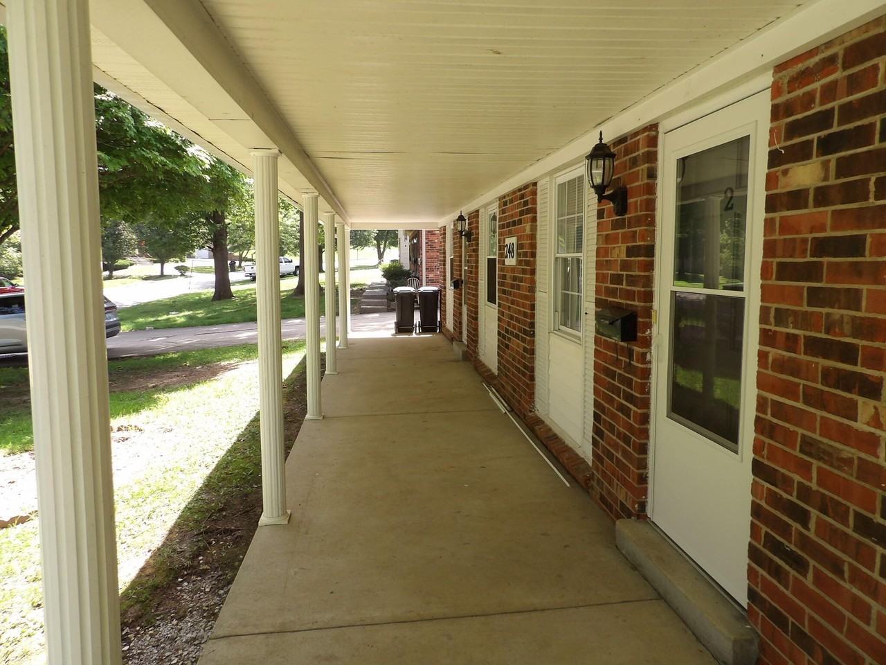 248 Meadowview Dr #2 - Photo 4 of 50