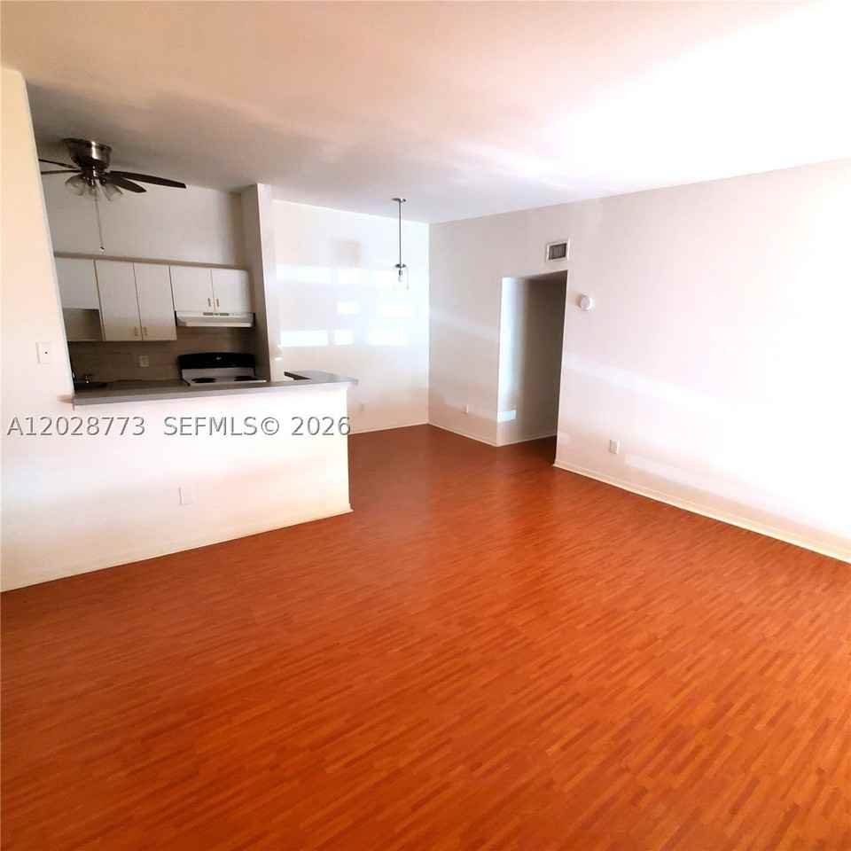 9729 Hammocks Blvd #206E - Photo 5 of 14