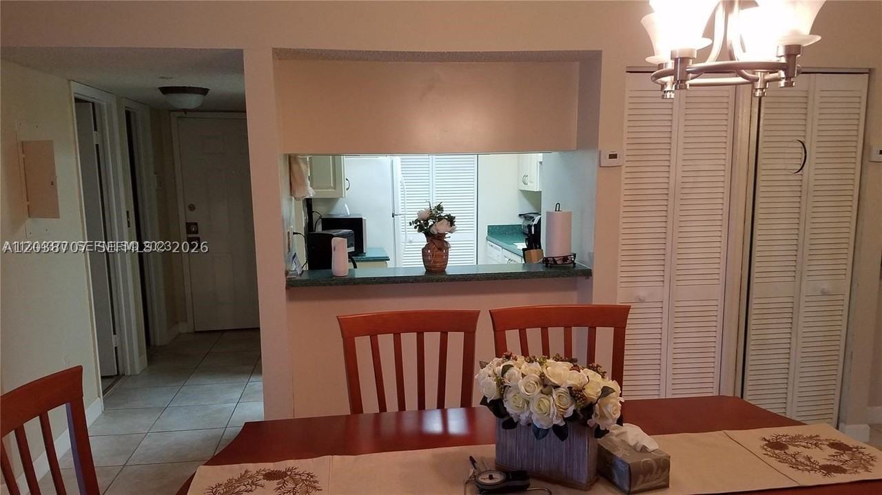 931 Ne 199th St #202-22 - Photo 3 of 21