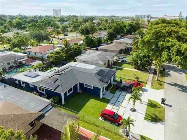 16100 Ne 9th Ct - Photo 2 of 18