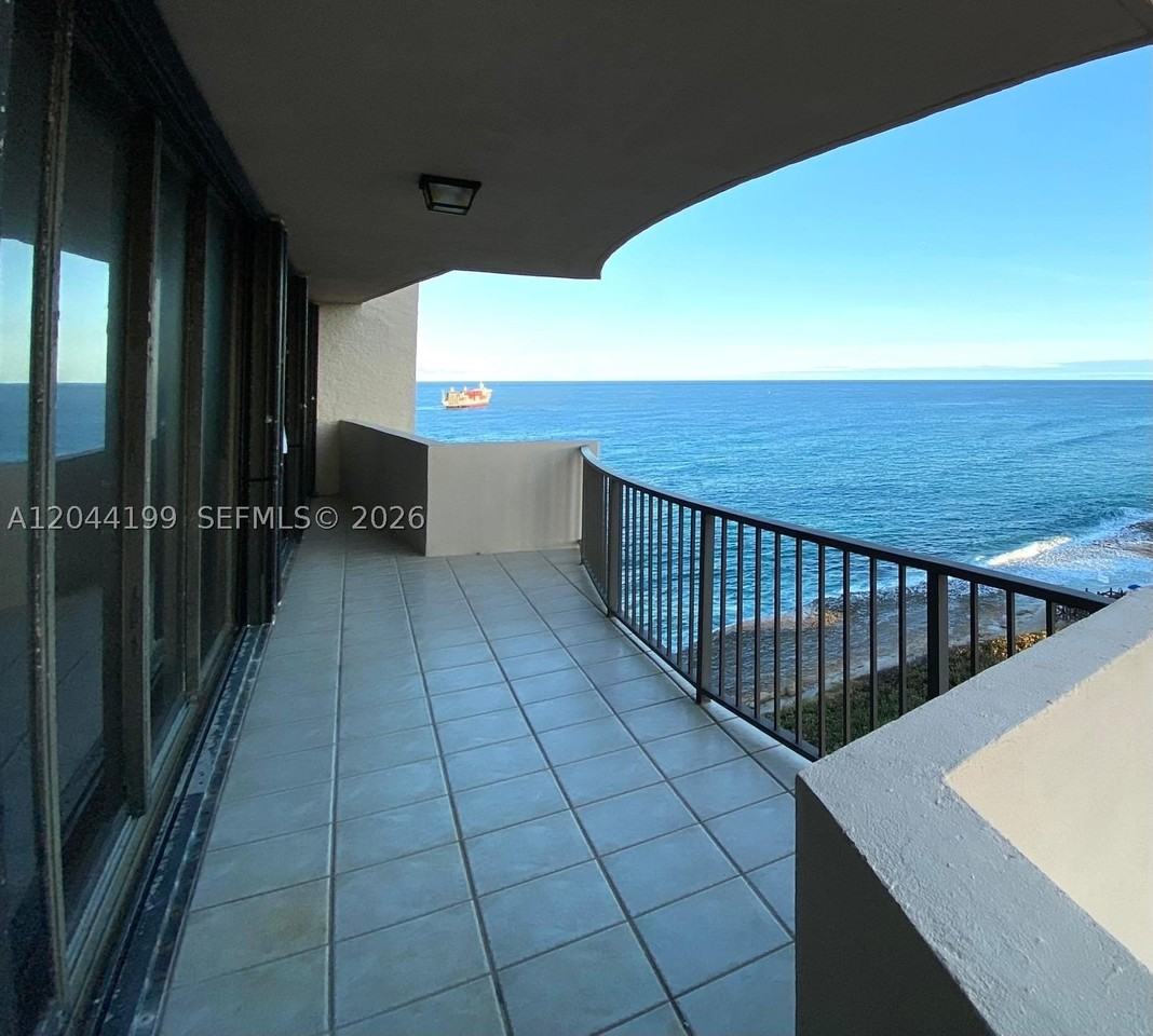 4200 N Ocean Dr #1-1103 - Photo 4 of 11