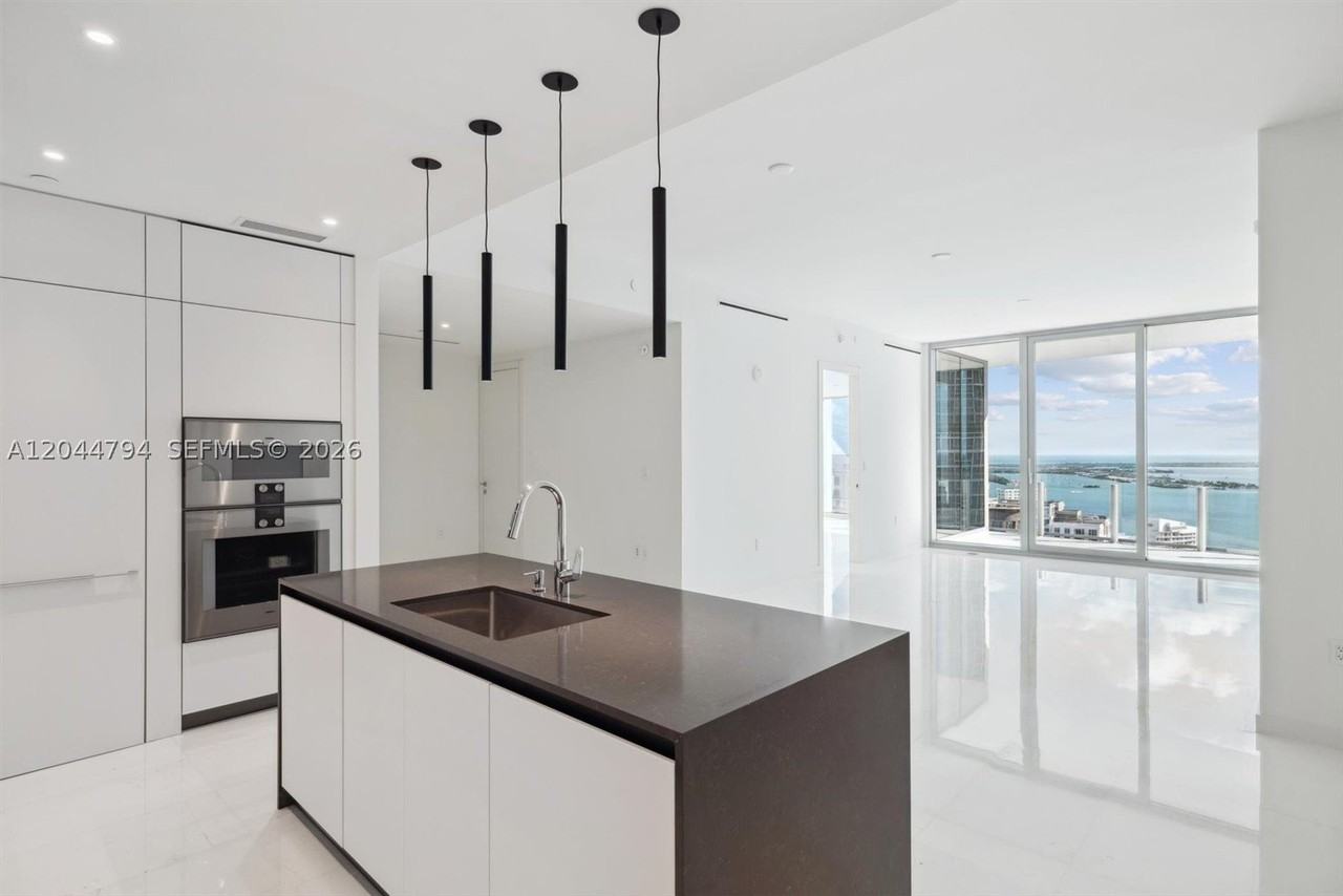 300 Biscayne Boulevard Way #3805W - Photo 2 of 35