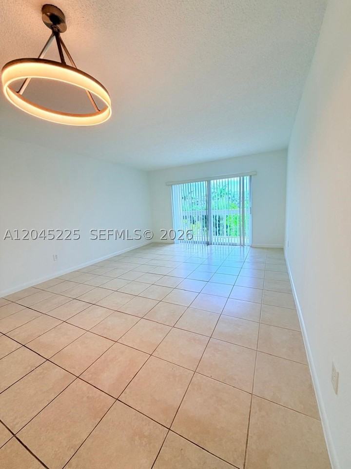 7705 Camino Real #B413 - Photo 7 of 17