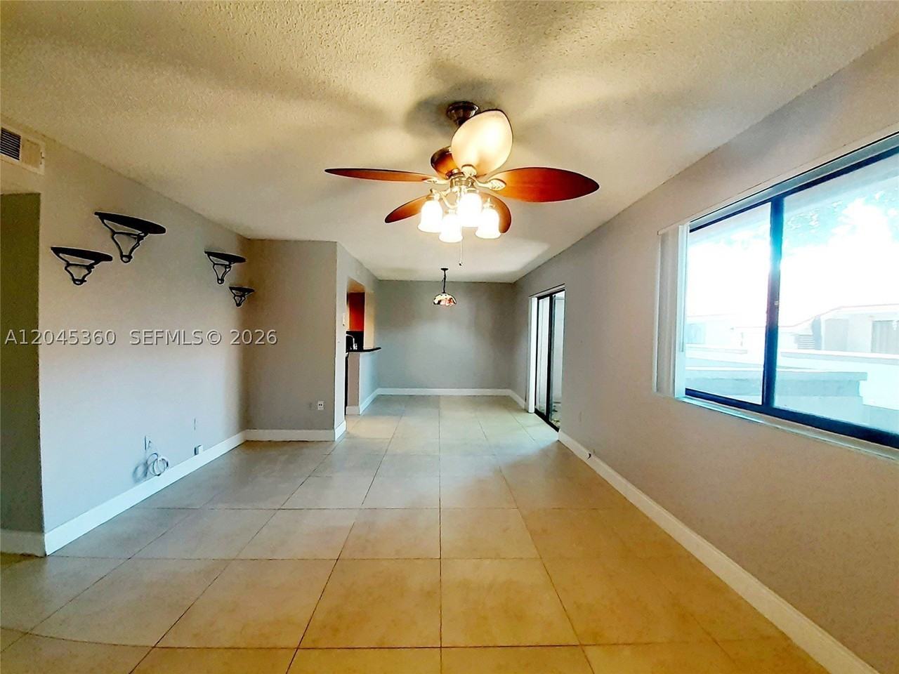 8407 Coral Lake Mnr #8407 - Photo 5 of 23