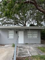 325 Sw 14th Ct #C - Photo 1 of 1