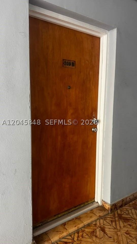 145 Sw 30th Ct #209B - Photo 2 of 22