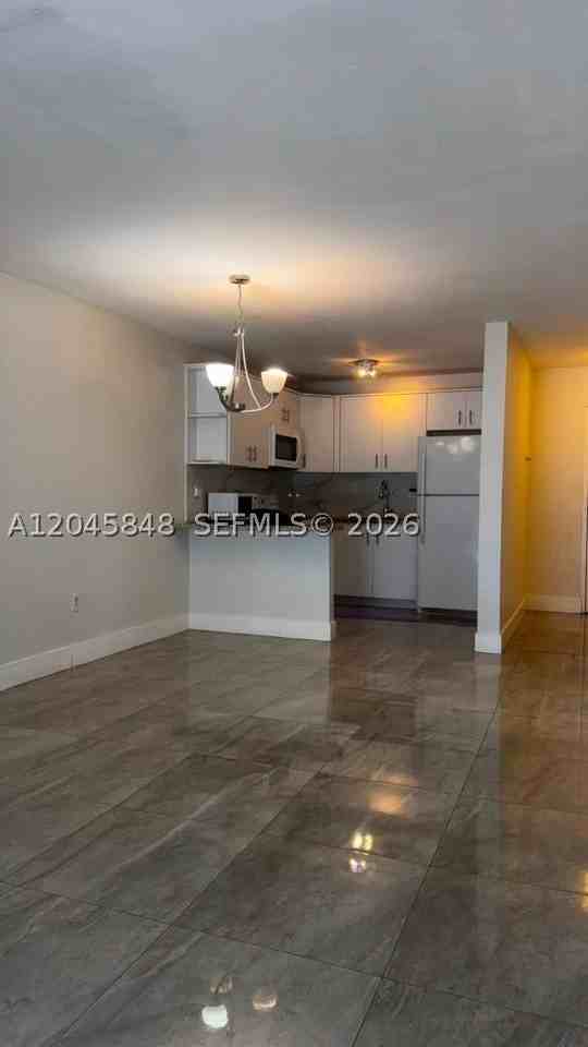 145 Sw 30th Ct #209B - Photo 5 of 22
