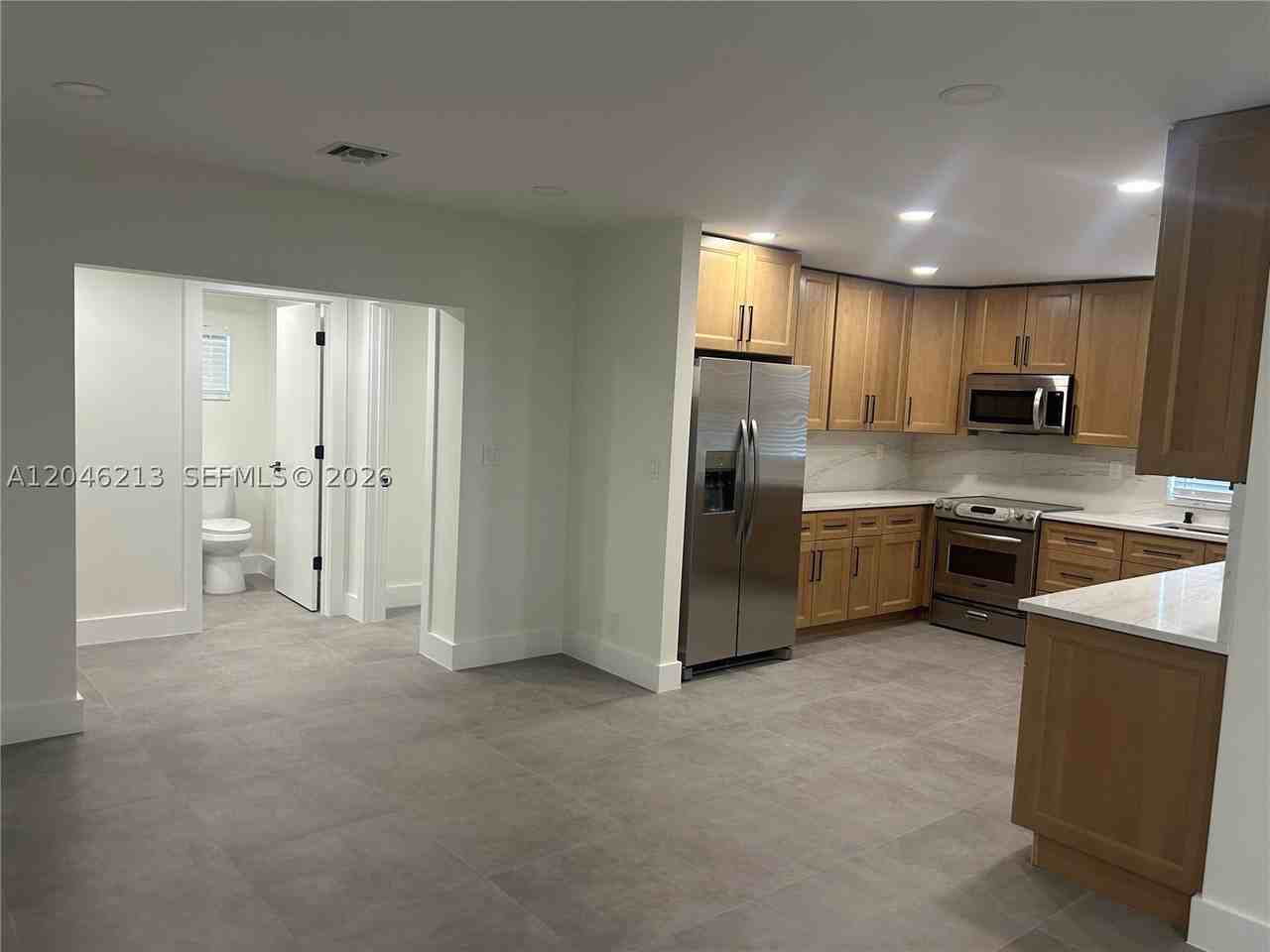 9723 Sw 3rd St - Photo 3 of 14
