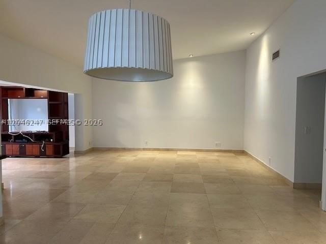 21220 Harbor Way #221-22 - Photo 5 of 31