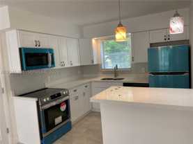 601 Se 5th Ct #208 - Photo 1 of 1