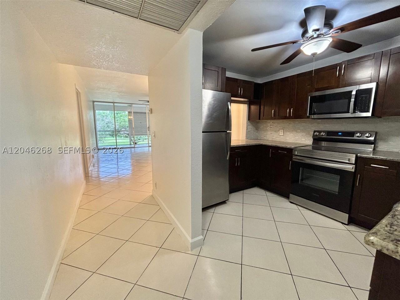 9411 Evergreen Pl #303 - Photo 5 of 23