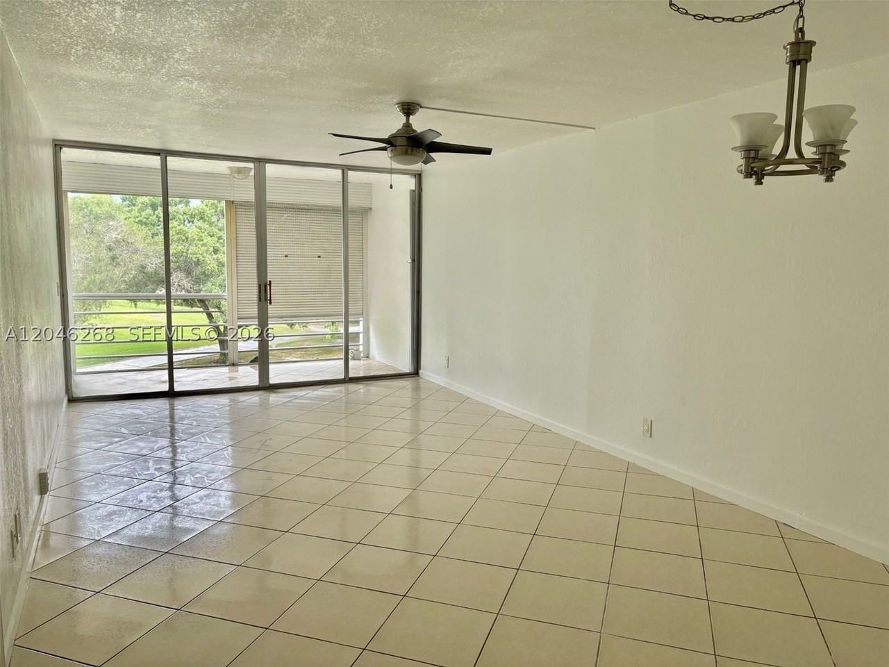 9411 Evergreen Pl #303 - Photo 7 of 23