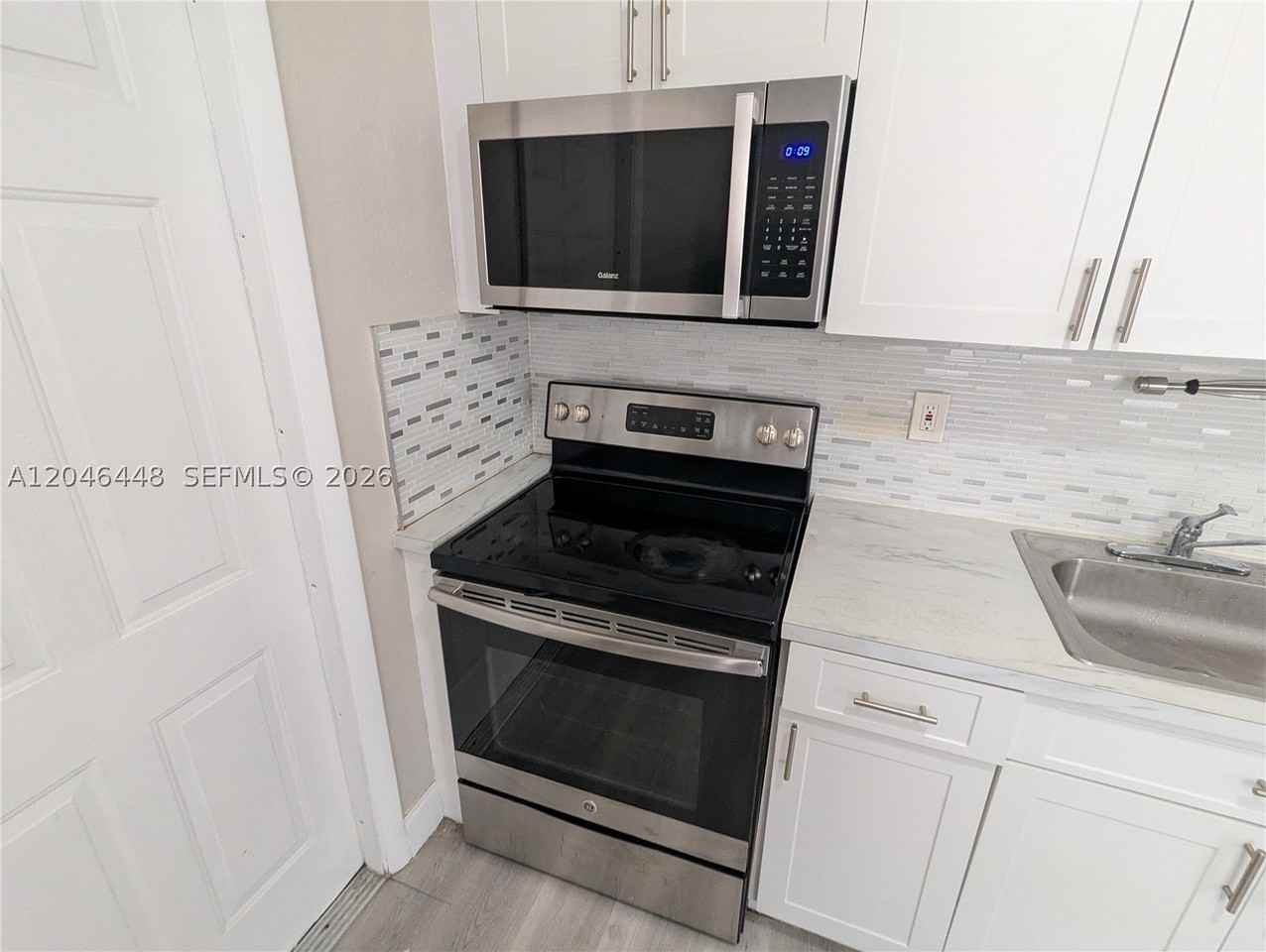 2300 Douglas St #1 - Photo 7 of 14