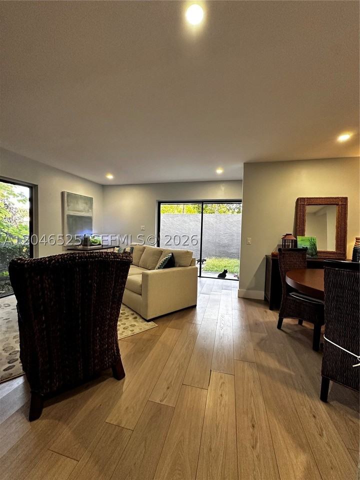 3793 Sw 28th St #3793 - Photo 6 of 12