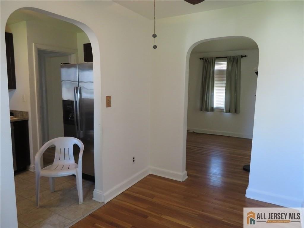 52 Avenel St - Photo 5 of 15