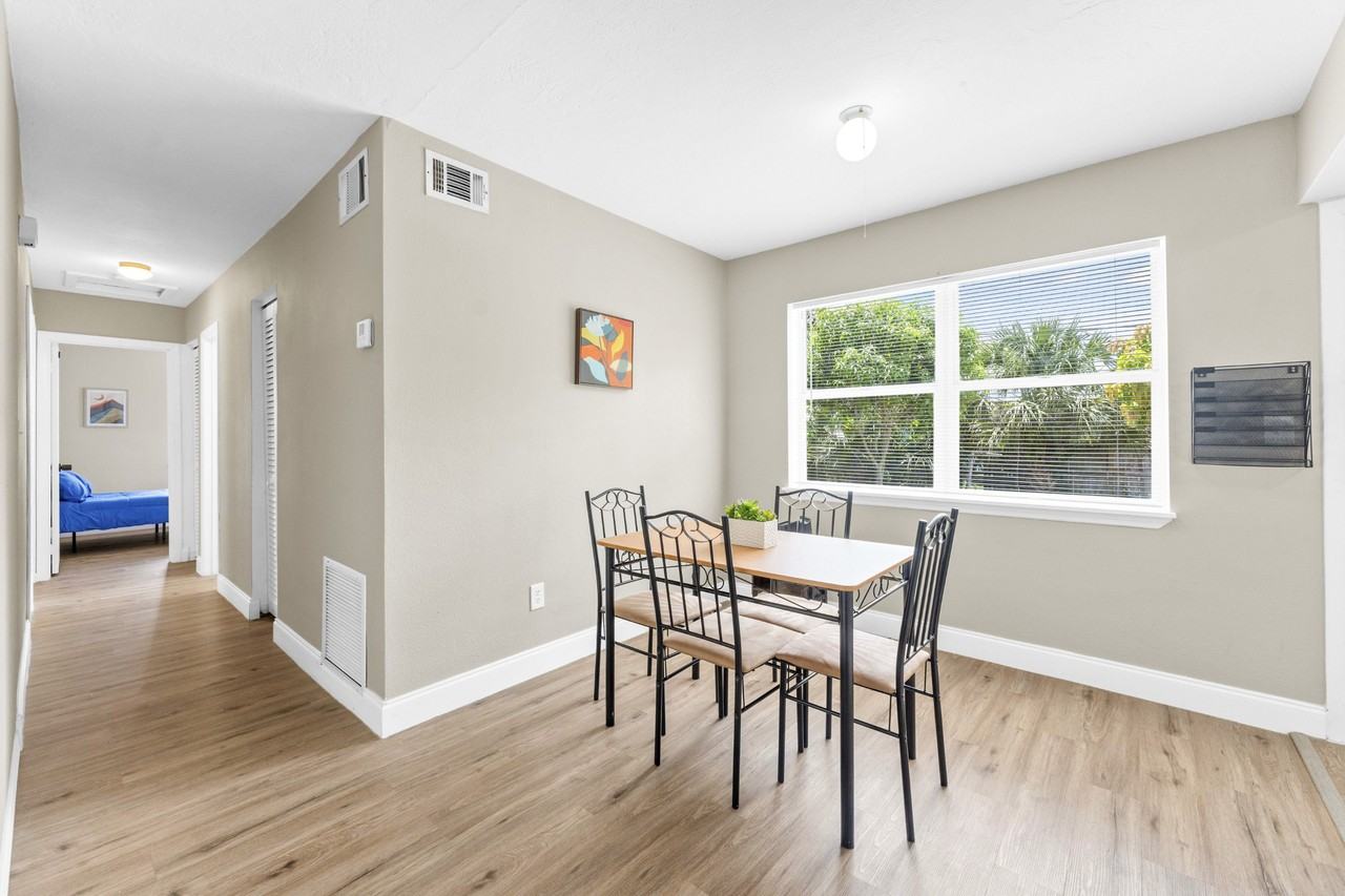 Wild Rose Dr Ne - Photo 5 of 9