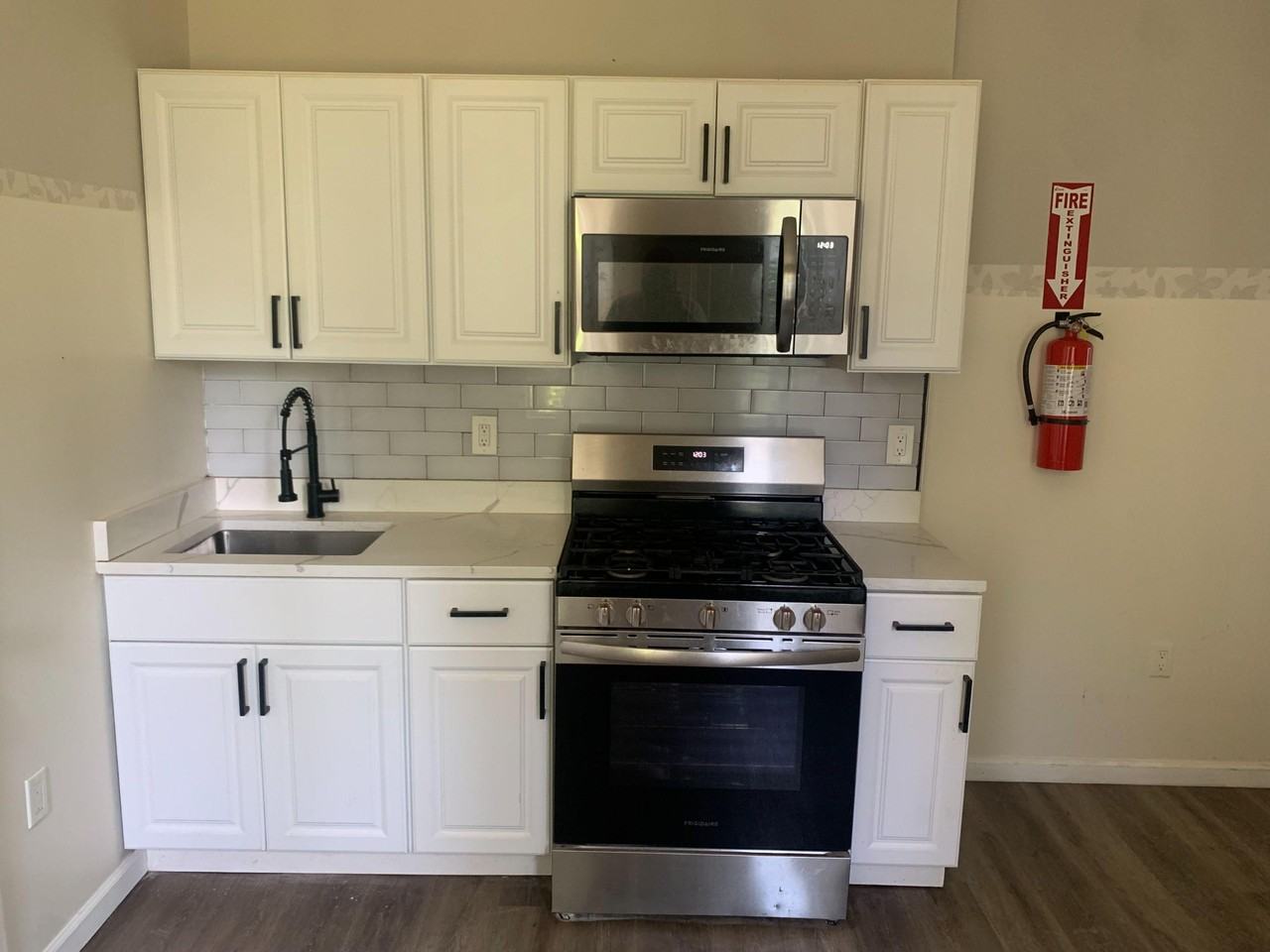 W Garrison Ave - Photo 3 of 11