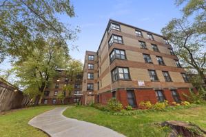 featured image of 1360 W Touhy Ave #102