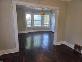 featured image of 9405 Navarre St