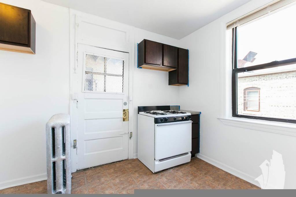 2330 N Spaulding Ave #2332-1A - Photo 5 of 7