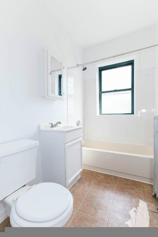 2330 N Spaulding Ave #2332-1A - Photo 6 of 7