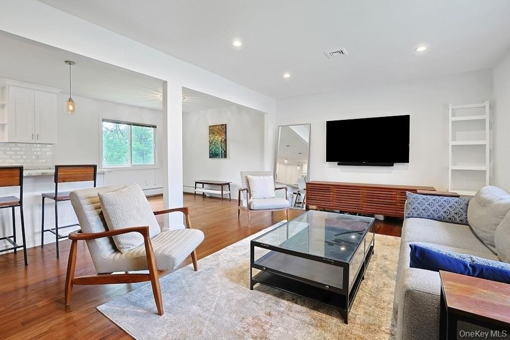8 Duers Ct - Photo 5 of 28