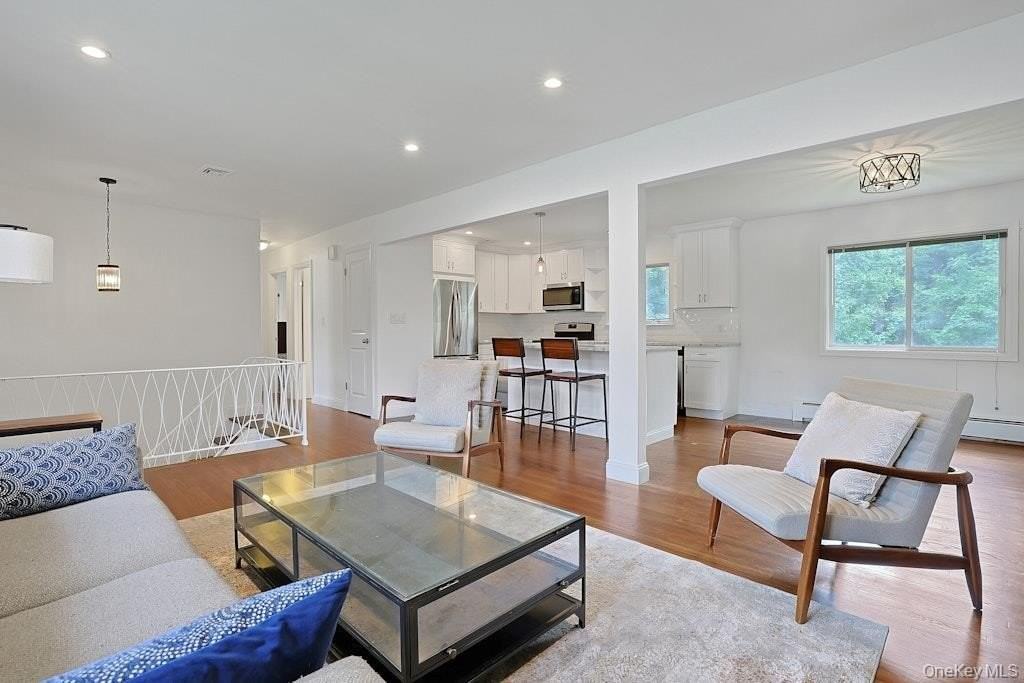8 Duers Ct - Photo 6 of 28