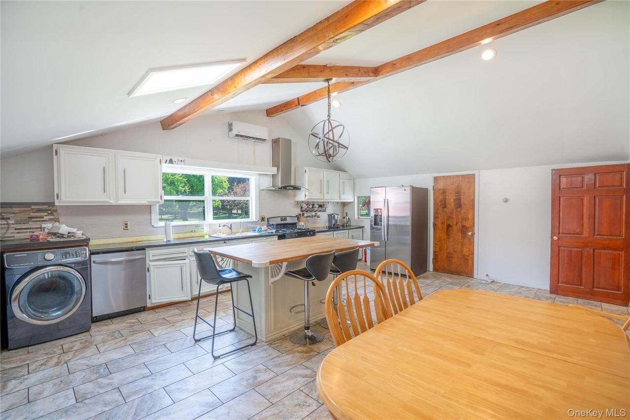 24435 Main Rd - Photo 6 of 15