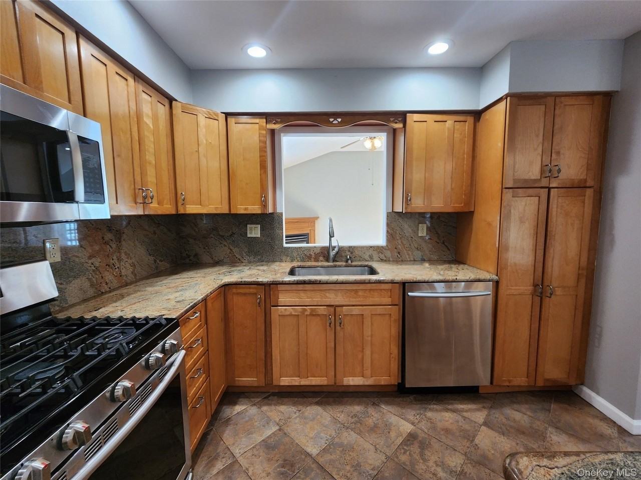 373 Ehrhardt Rd - Photo 6 of 27