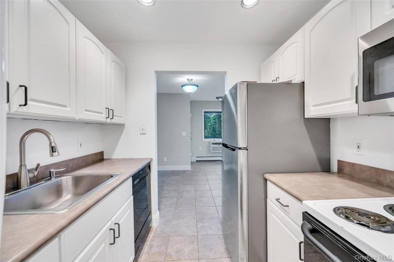 31 Richmond Blvd #1B - Photo 6 of 28