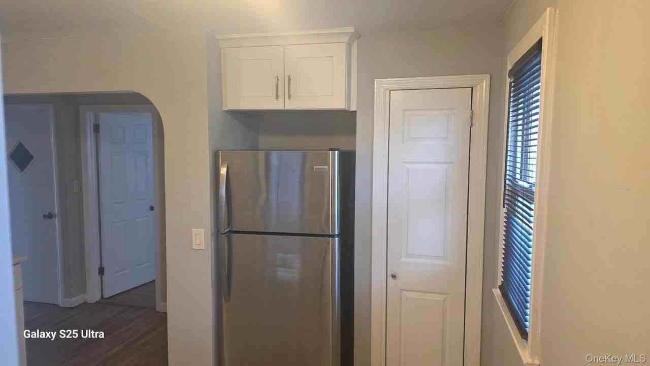560 E Park Ave #2ndFL - Photo 2 of 13