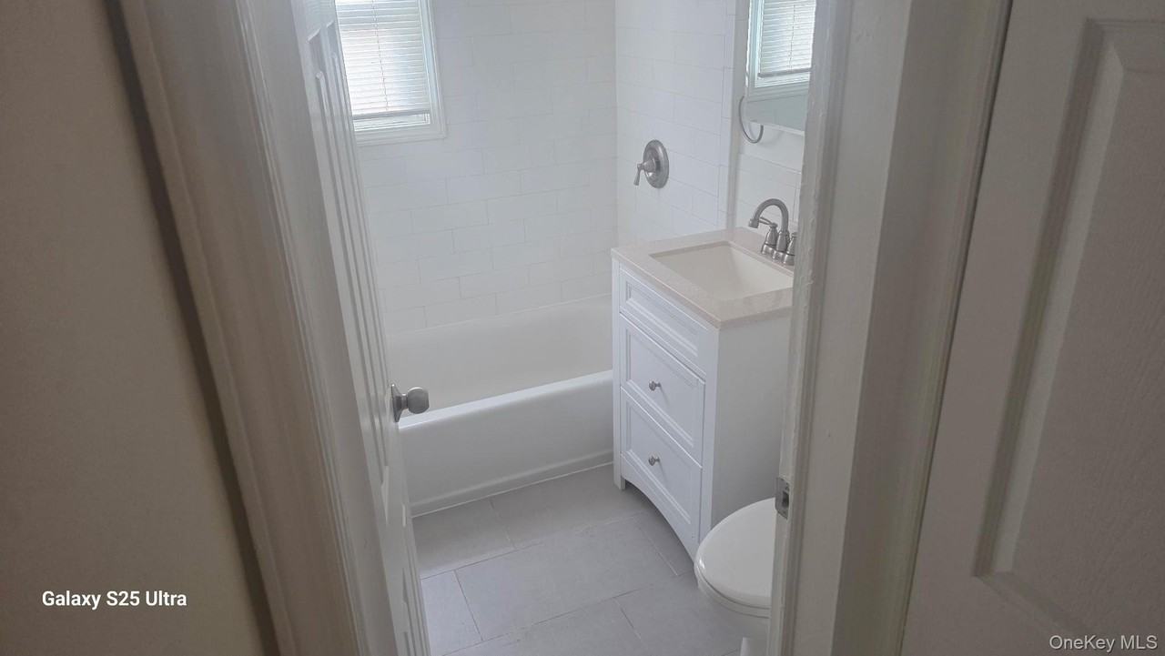 560 E Park Ave #2ndFL - Photo 3 of 13