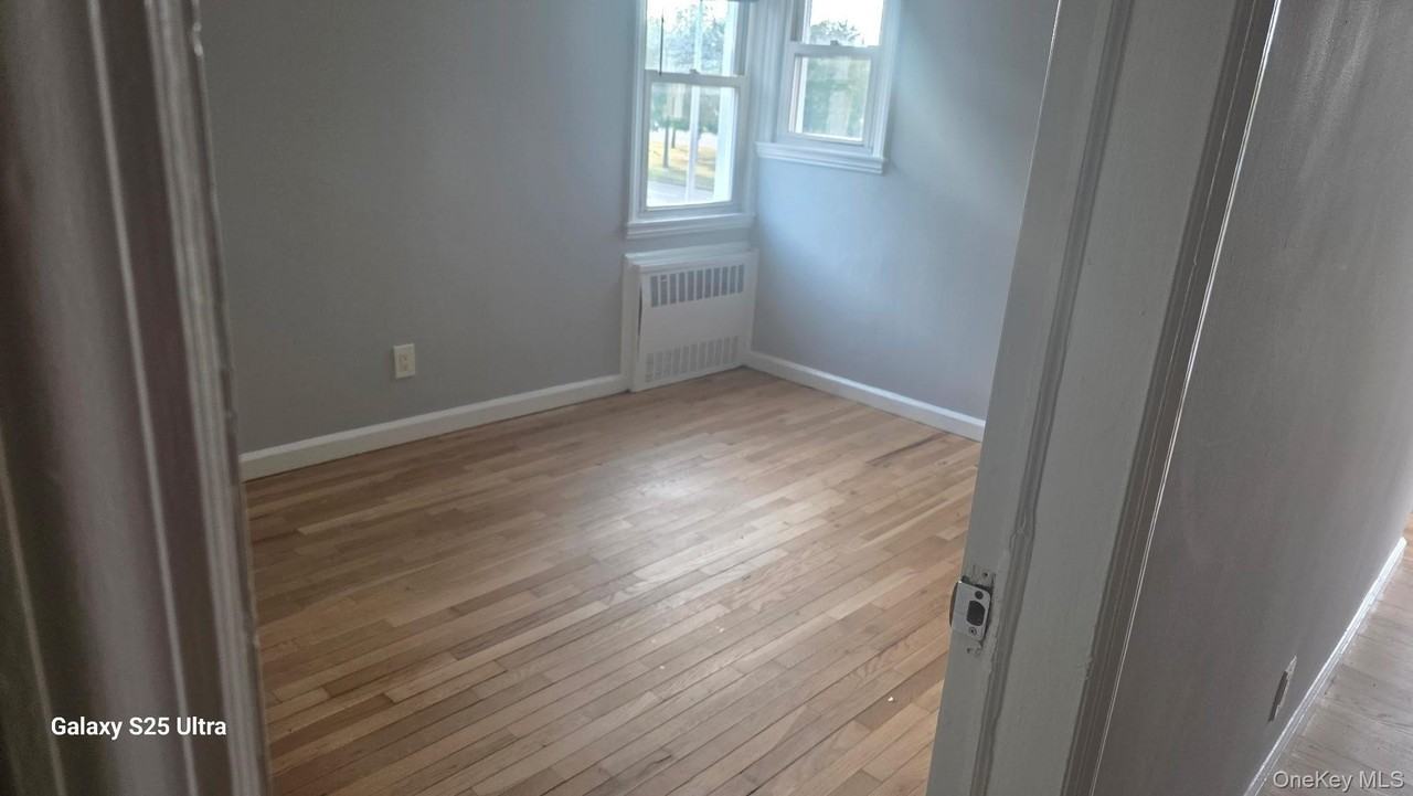 560 E Park Ave #2ndFL - Photo 6 of 13