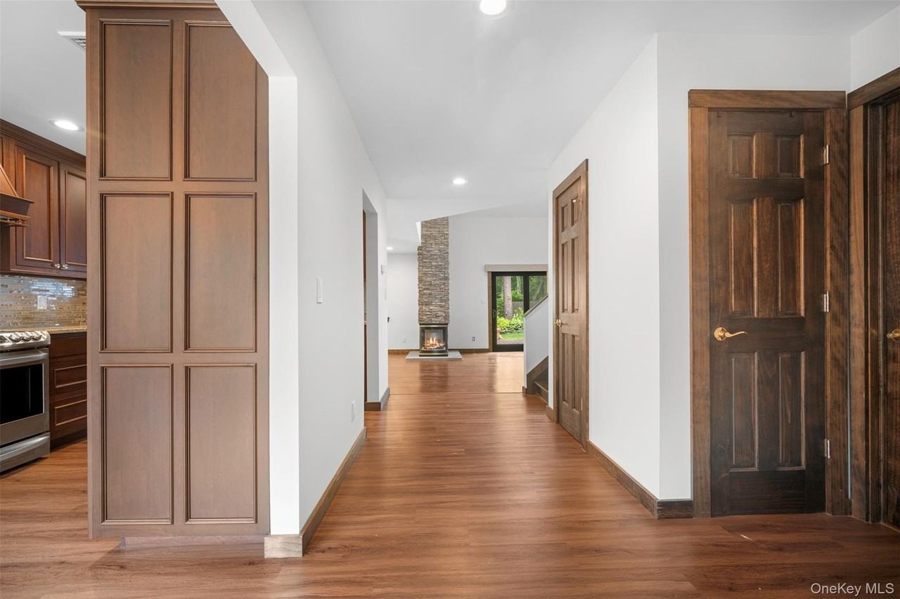 4 Hidden Pines Way #4 - Photo 5 of 49