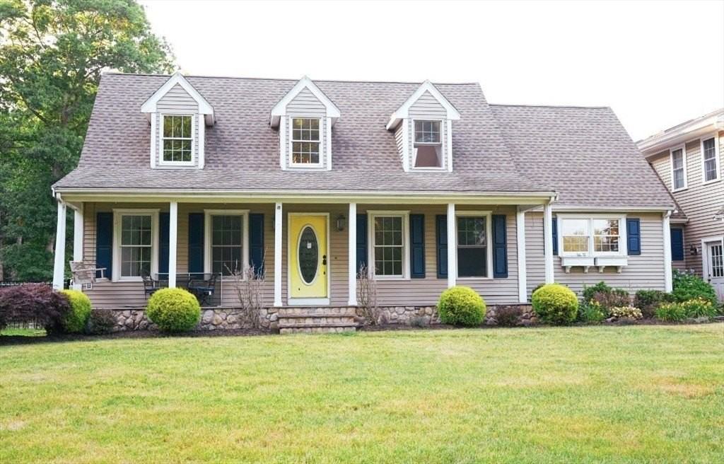 241 New Bedford Rd - Photo 2 of 25
