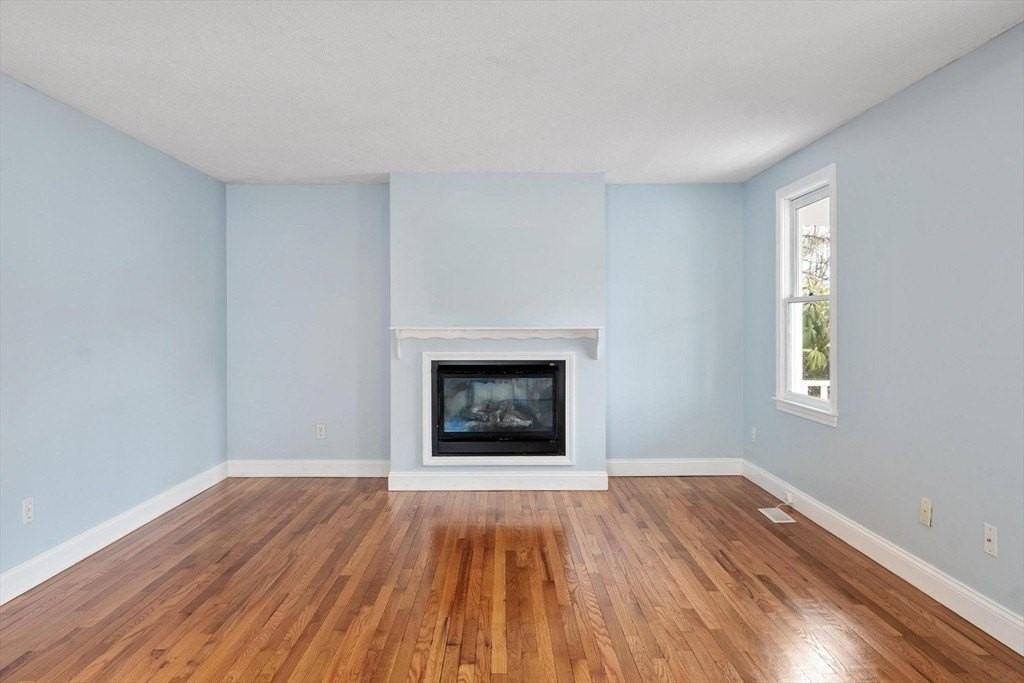 29 Lamplighter Ln - Photo 4 of 39