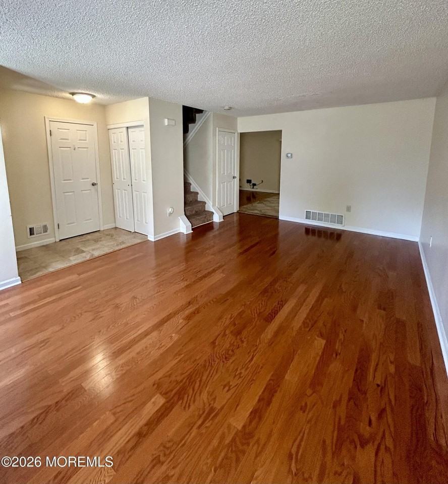 3 Whistler Dr #3 - Photo 5 of 29