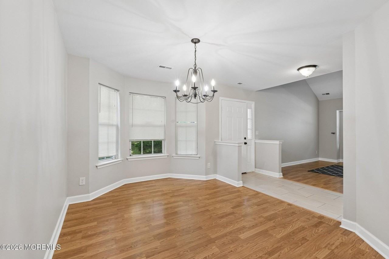 134 Rumford Way - Photo 3 of 25