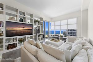 featured image of 20 Melrose Ter #607